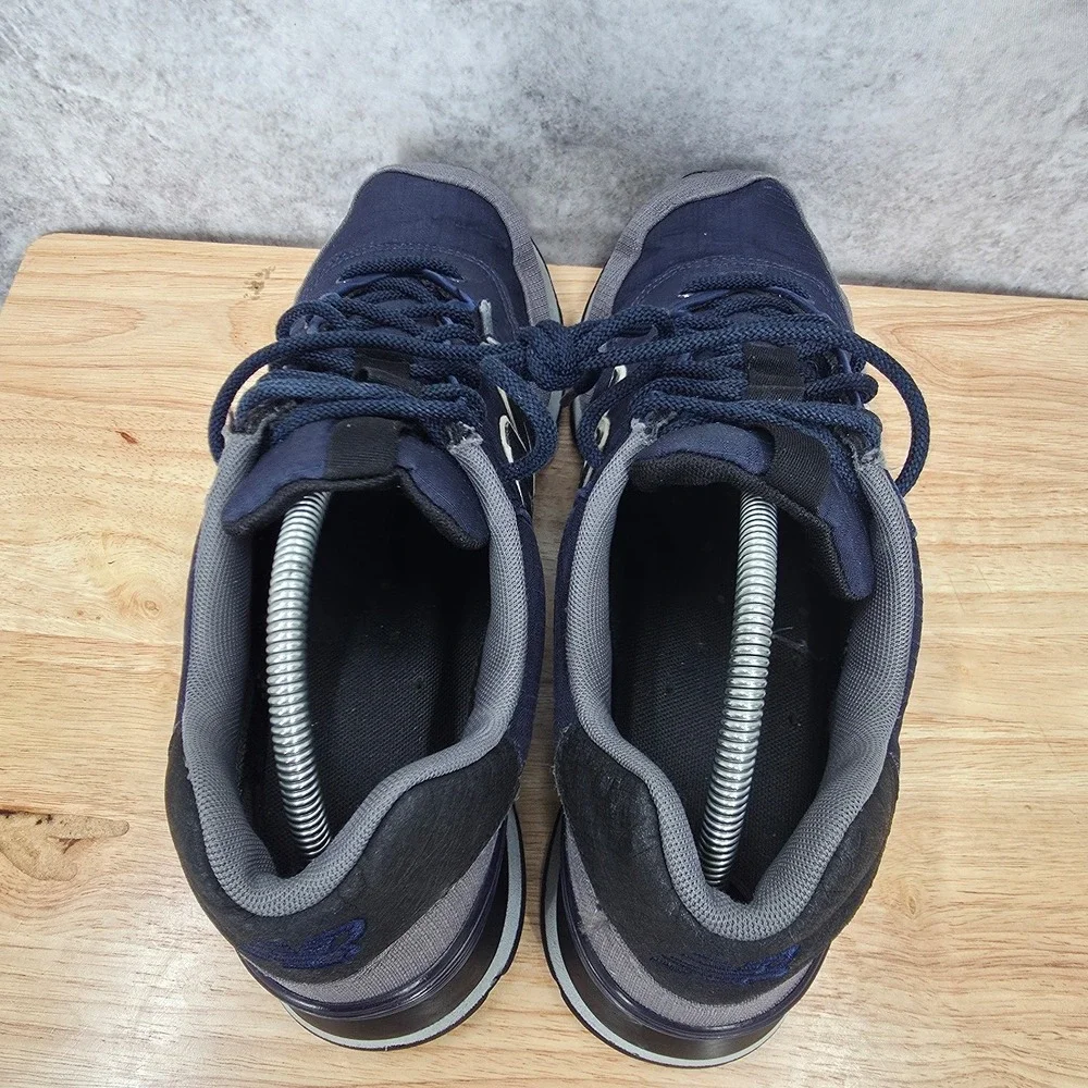 New Balance 574 Running Shoe Mens 11 Navy Blue Grey White Casual Sneaker ML574PT